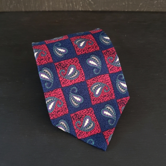 Vintage 90s Burberry Designer 100% Silk Geometric Paisley Red Blue Neck Tie - Picture 3 of 6